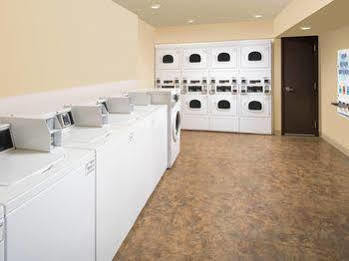 Value Place Cleveland Oh Hotel Ngoại thất bức ảnh